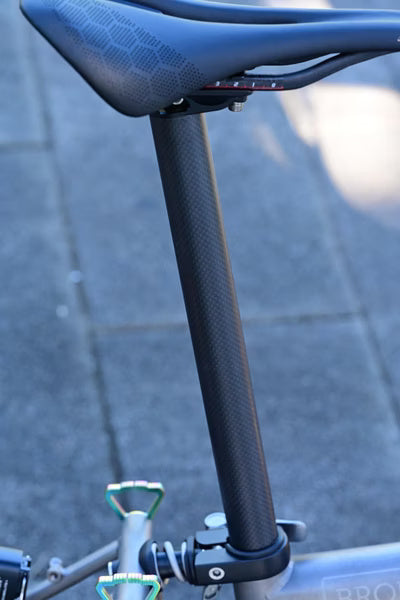 HH Design-Carbon seat post Carbon (碳纖維座管)