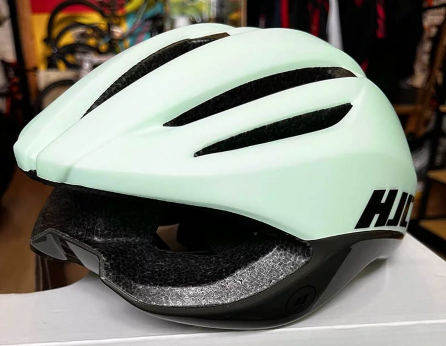 HJC-Atara Road Helmet