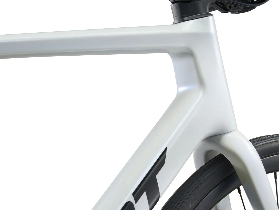 GIANT 2025 TCR ADVANCED 2 KOM 公路車/ GIANT 2025 TCR ADVANCED 2 KOM ROAD BIKE