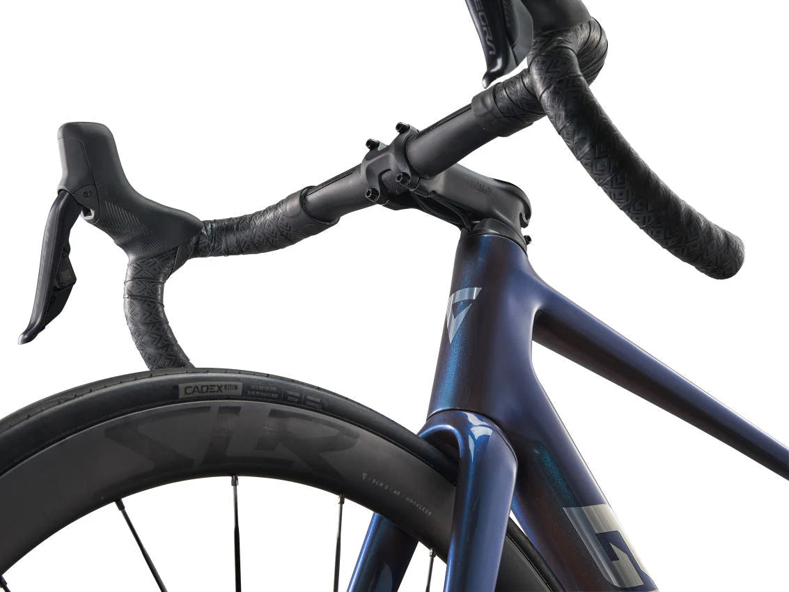 Giant 2025 TCR Advanced Pro 0 KOM 公路車/ Giant 2025 TCR Advanced Pro 0 KOM Road Bike