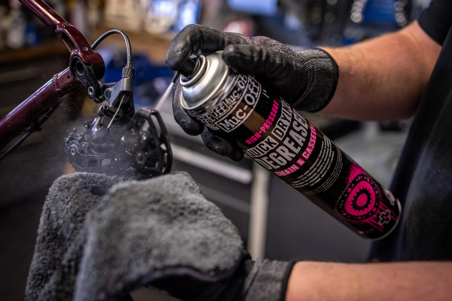 Muc-off-High-Pressure Quick Drying Degreaser - Chain & Cassette - 750ml